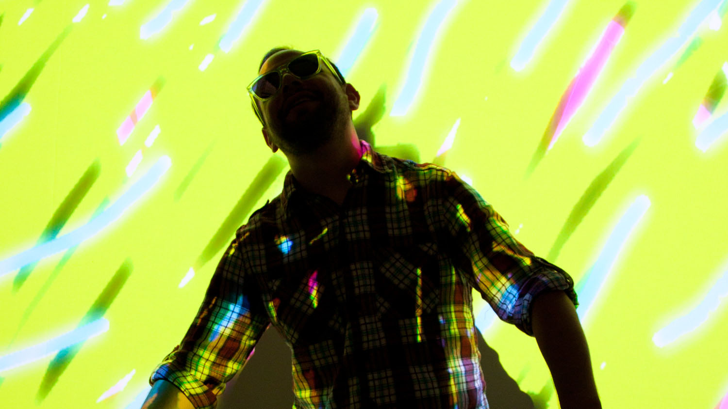 Lightpainting - draw on your friends with digital color and light